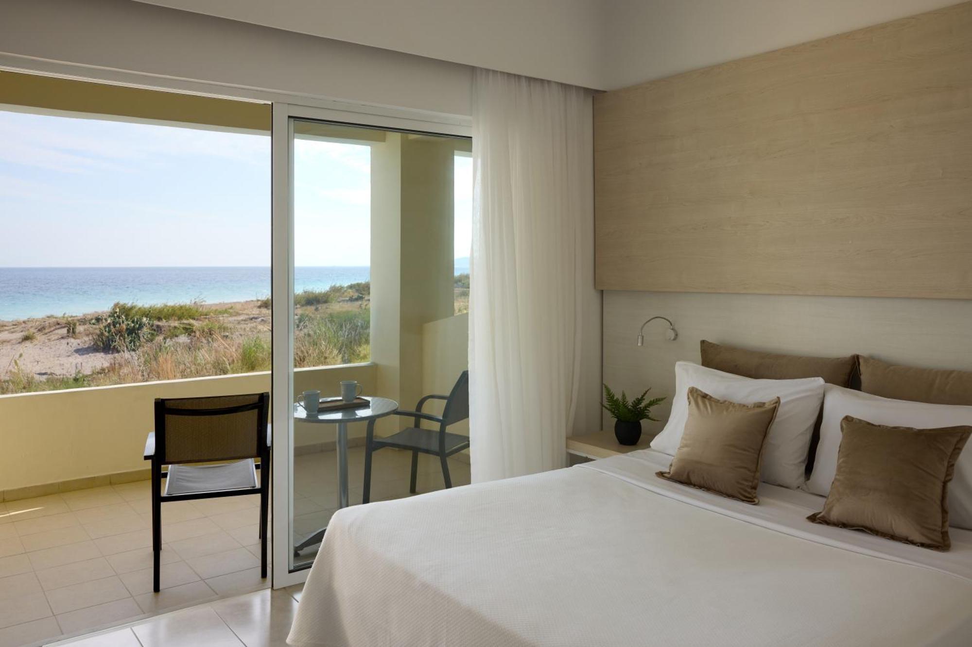 Blue Bay Beach Resort Ialysos  Exterior foto