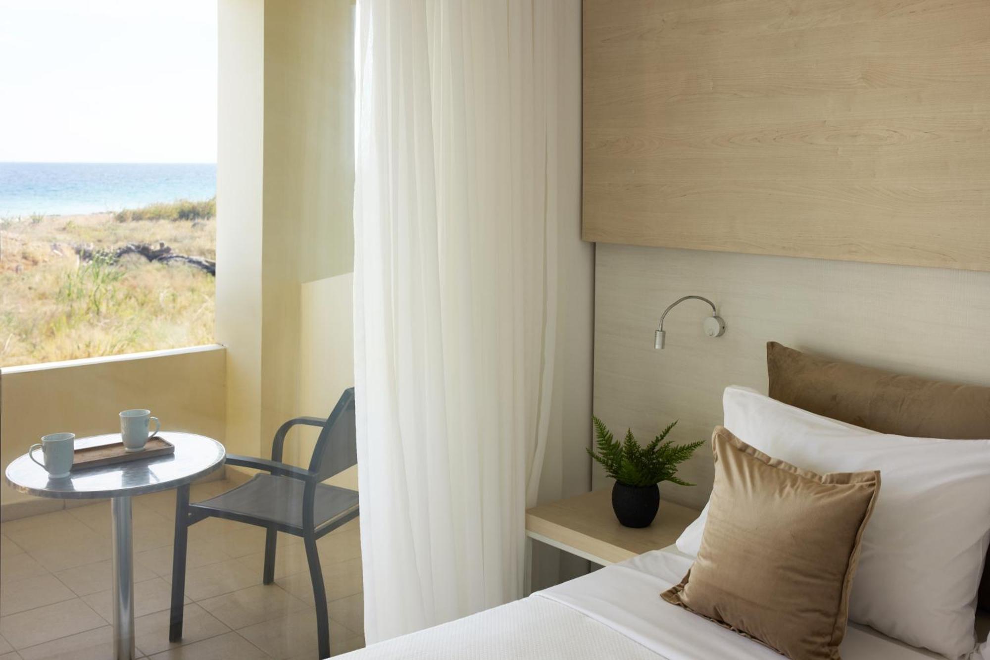 Blue Bay Beach Resort Ialysos  Exterior foto